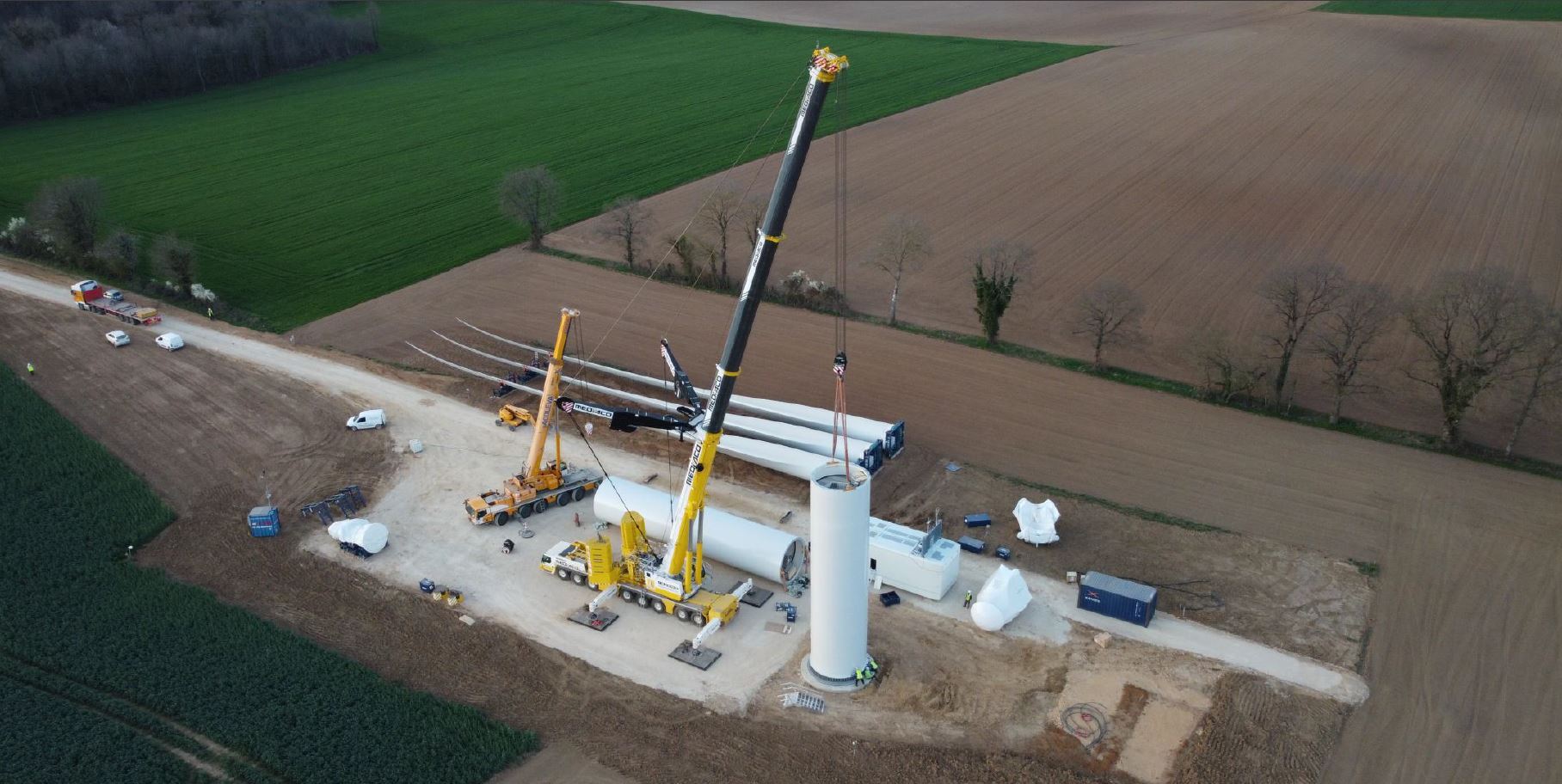 delivering turbine parts