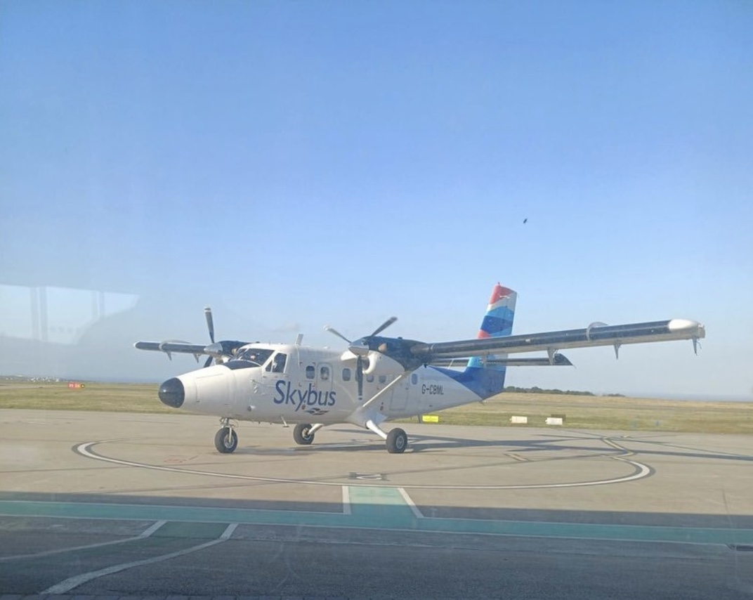 plane to scotland